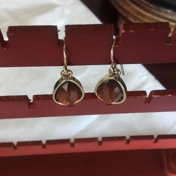 $8 ea or 3/$15. Goldtone  and Brown Teardrop Earri - Picture 4 of 8